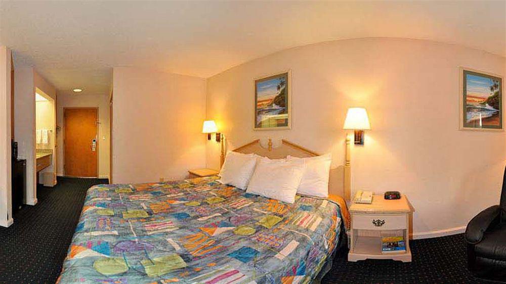 Days Inn By Wyndham Panama City/Callaway Exterior foto